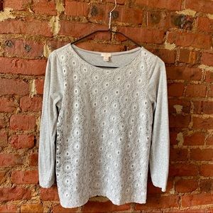 Lace appliqué 3/4 shirt